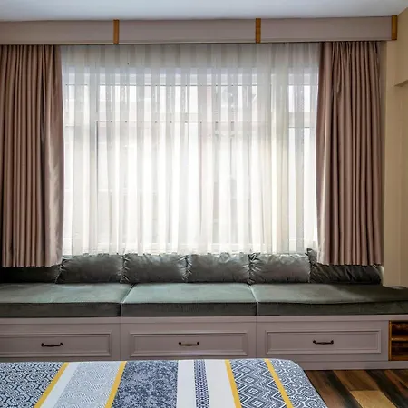 Kadikoey Modern Loft & Equipped Istambul