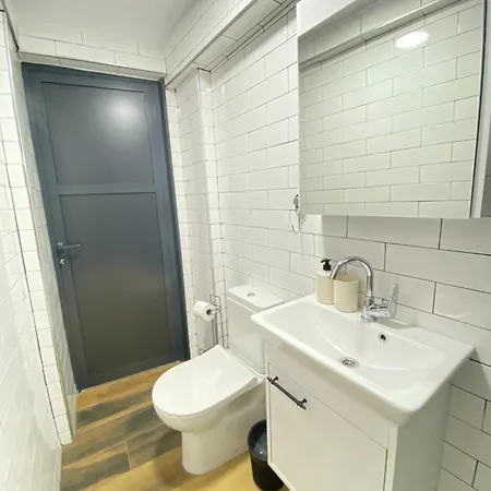 Διαμέρισμα Kadikoey Modern Loft & Equipped